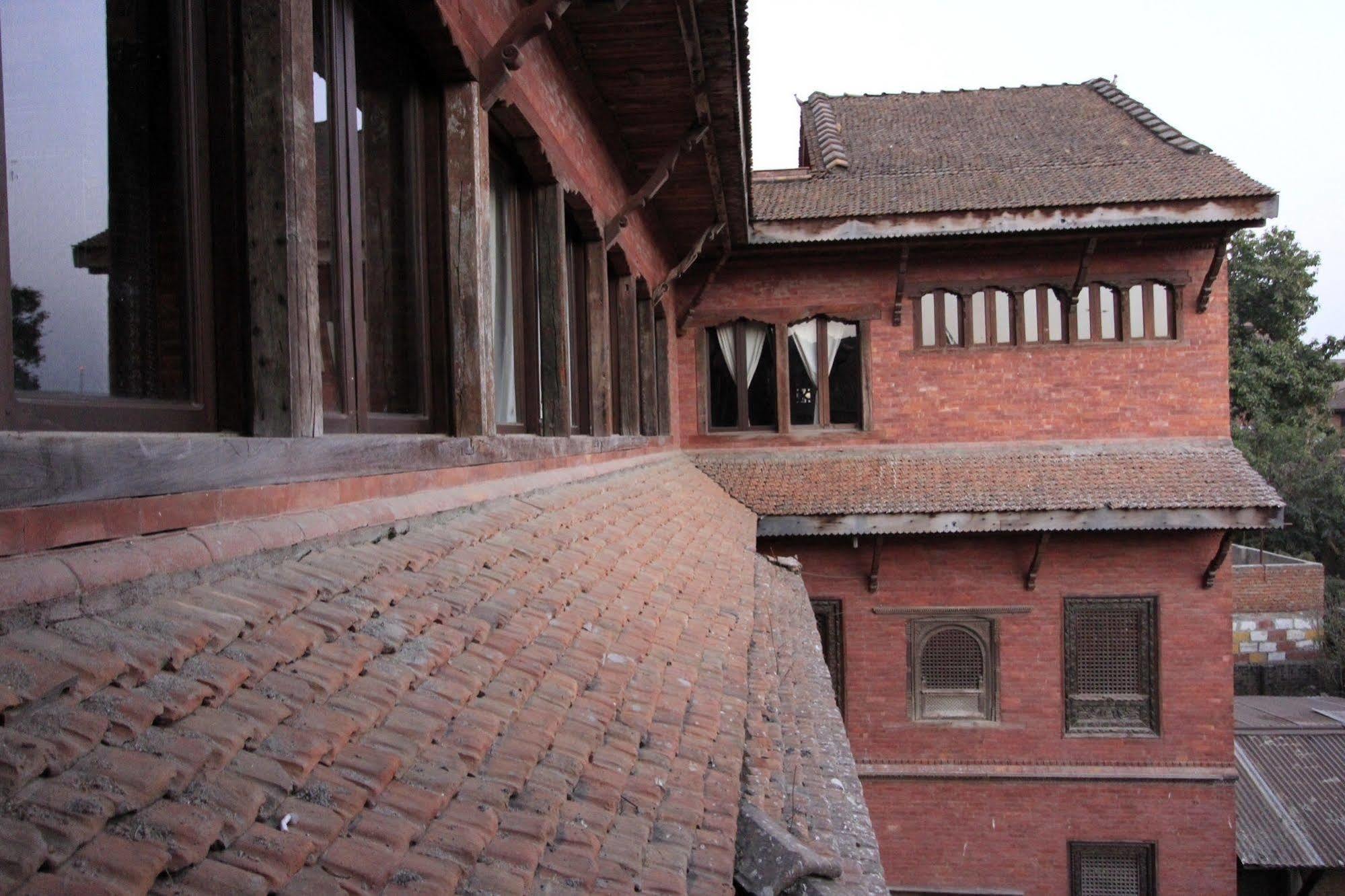 World Heritage Hotel And Apartments Kathmandu Exteriör bild