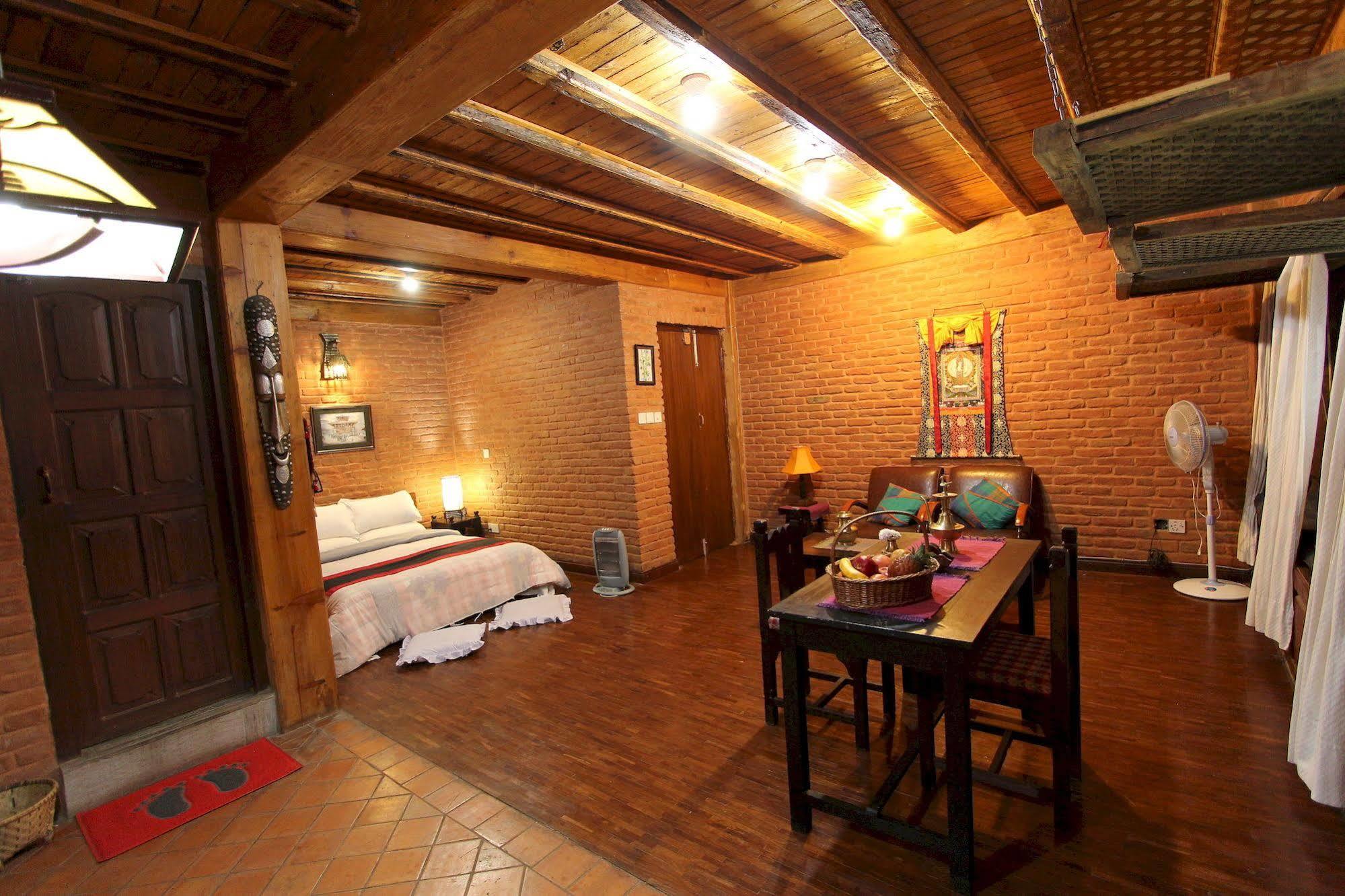 World Heritage Hotel And Apartments Kathmandu Exteriör bild