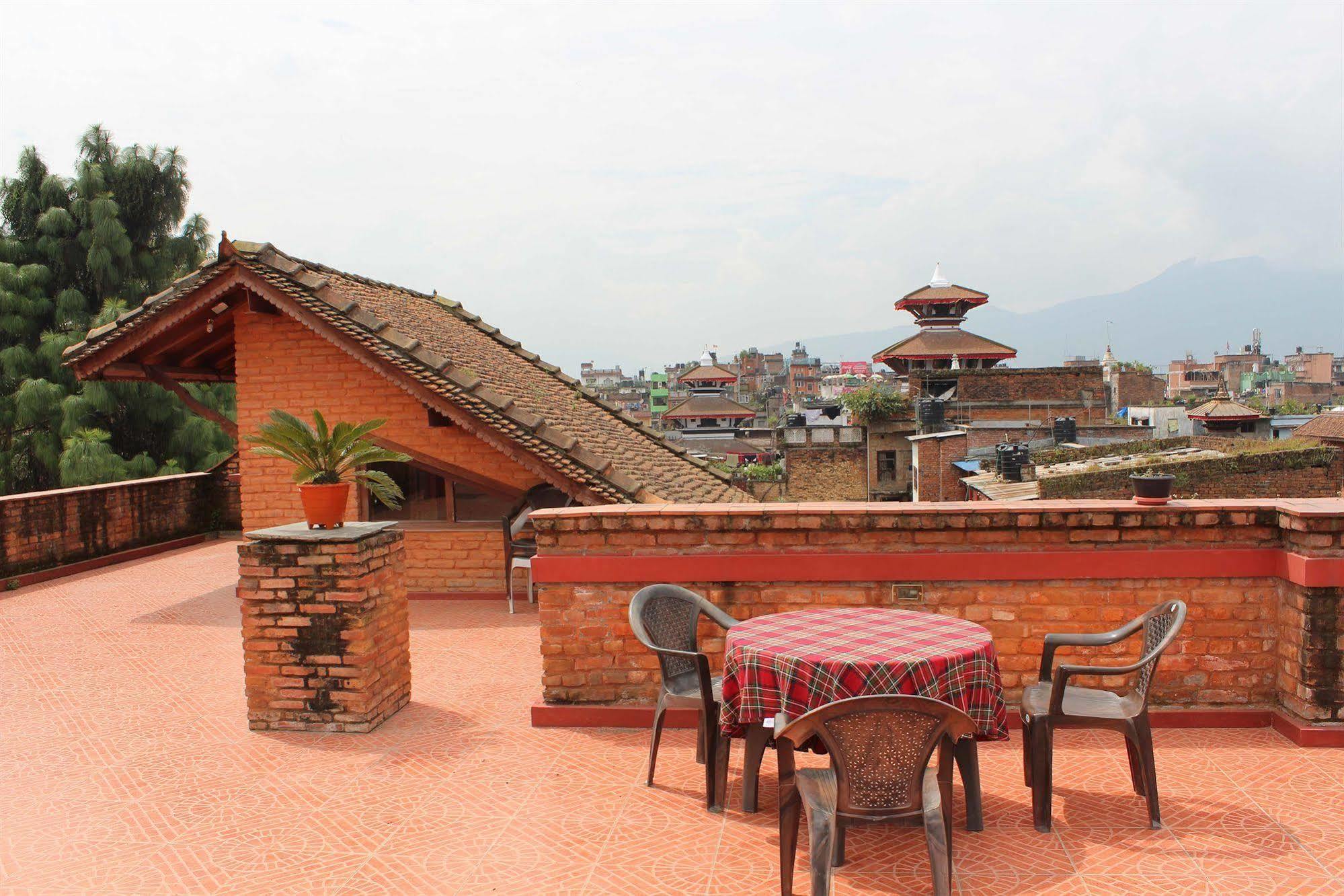 World Heritage Hotel And Apartments Kathmandu Exteriör bild