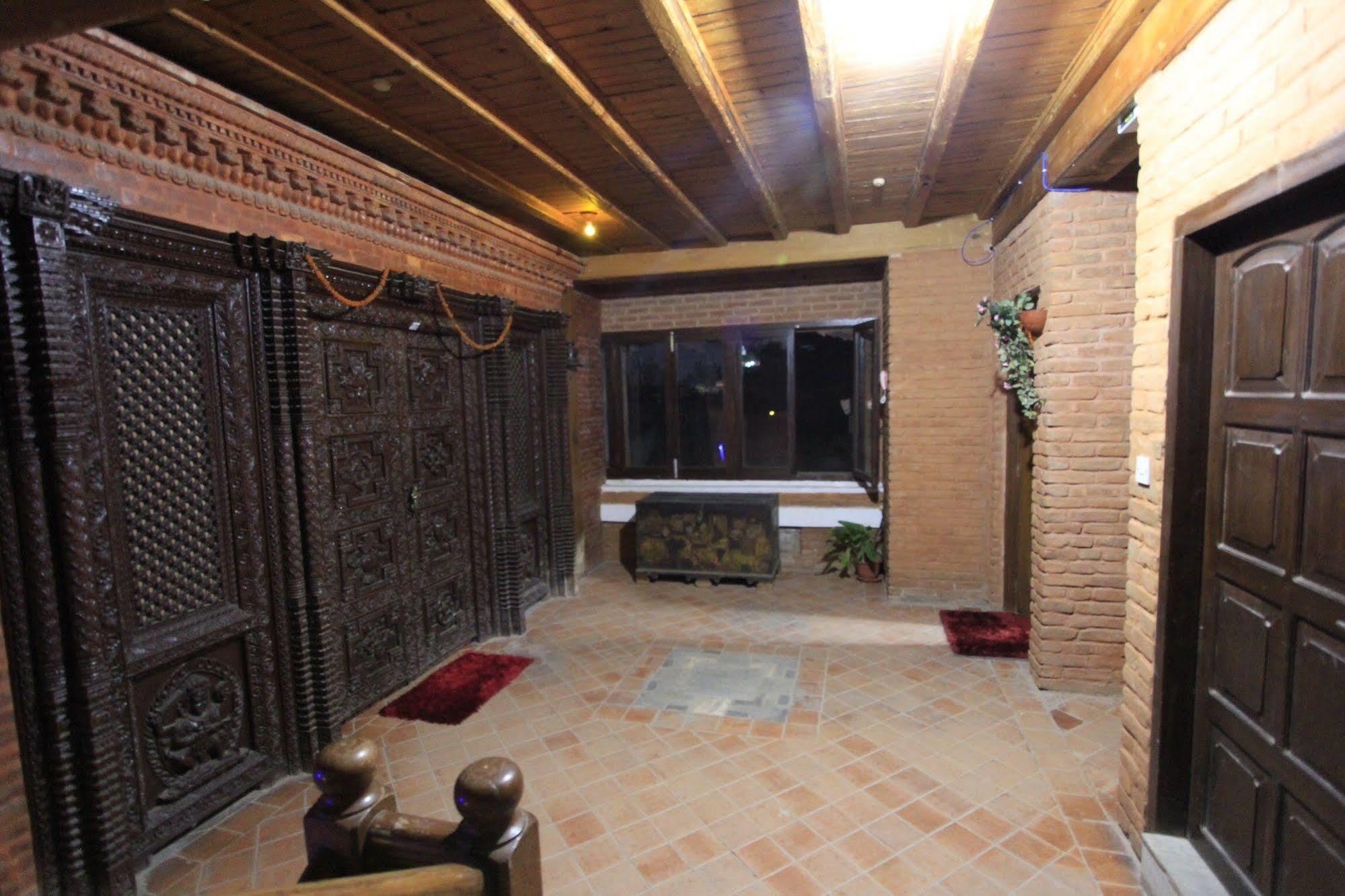 World Heritage Hotel And Apartments Kathmandu Exteriör bild