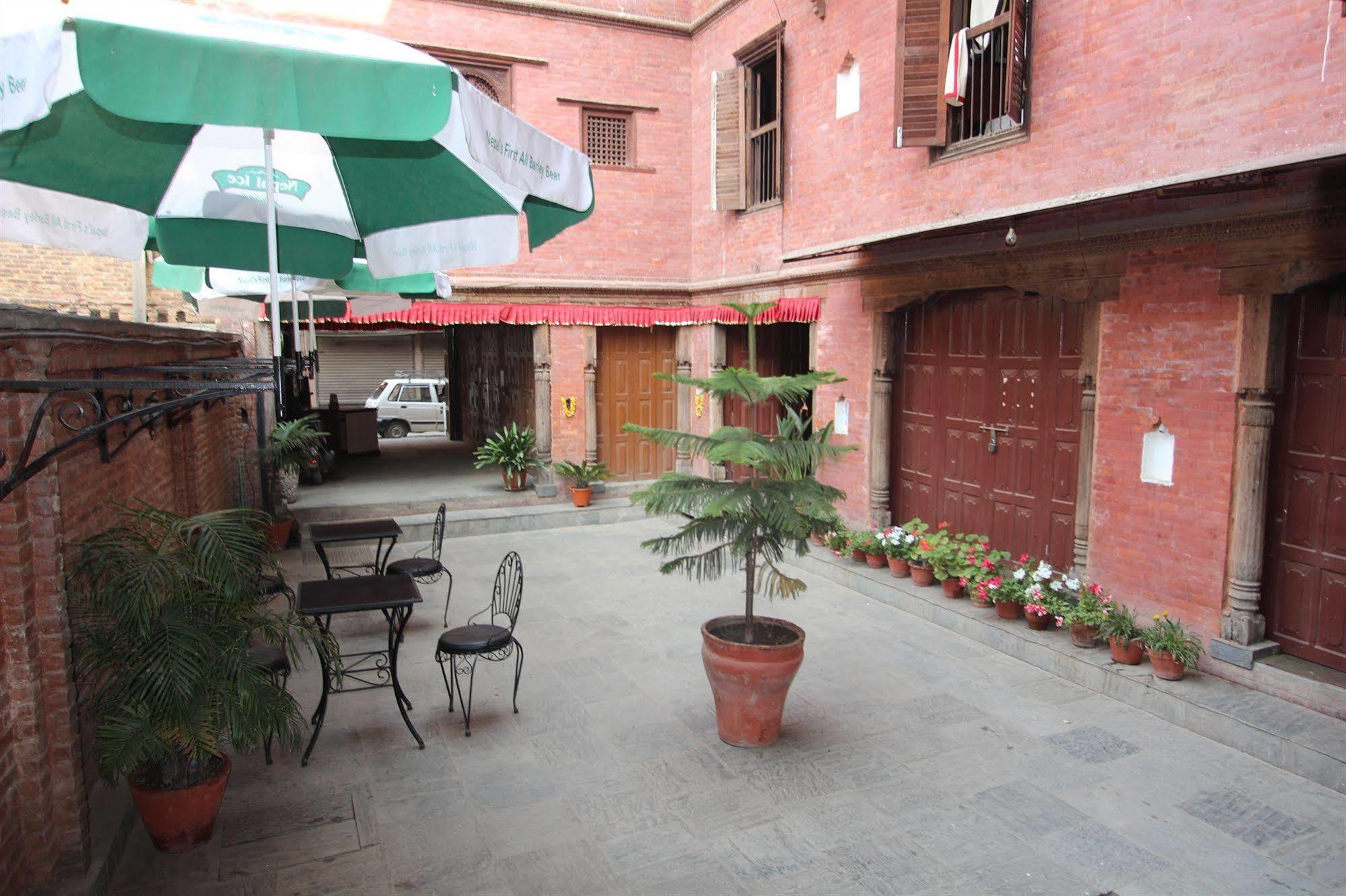 World Heritage Hotel And Apartments Kathmandu Exteriör bild